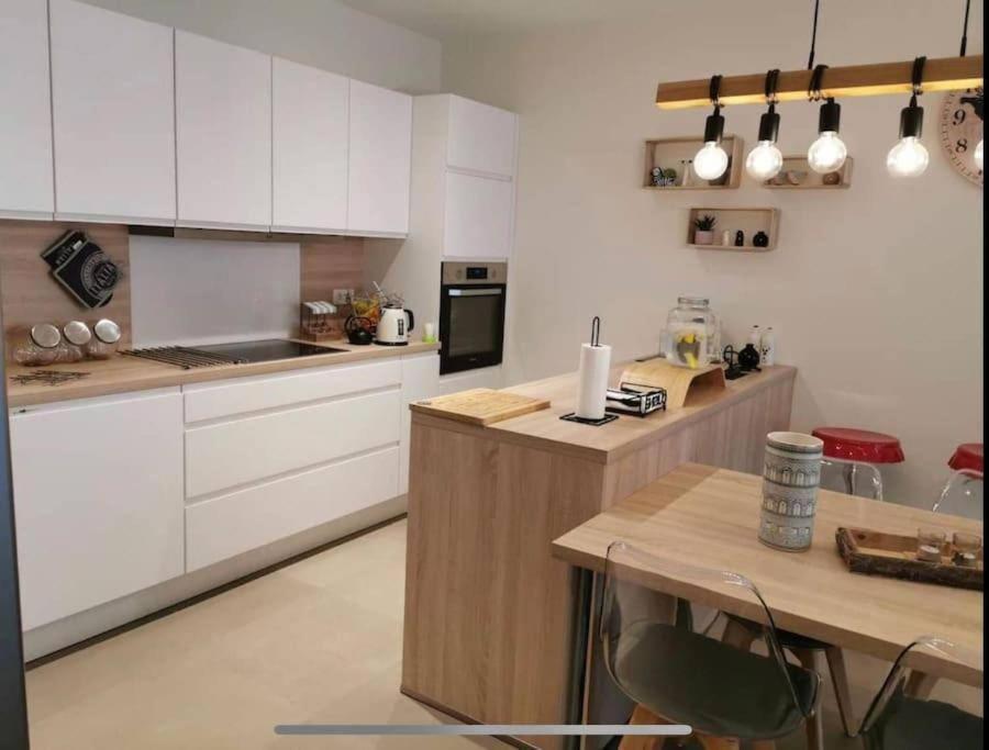 One Bedroom With Terrace And Parking * Luxembourg