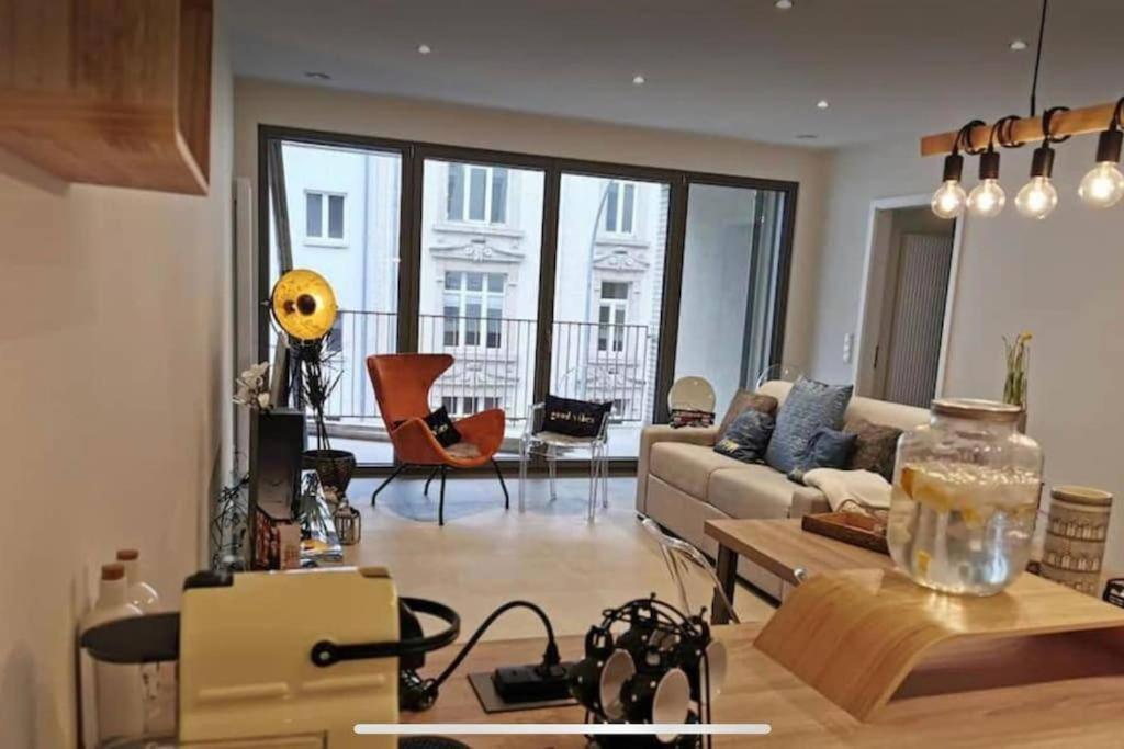Apartment One Bedroom With Terrace And Parking *